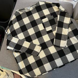 New White Birch‎ top. Black and white Buffalo plaid